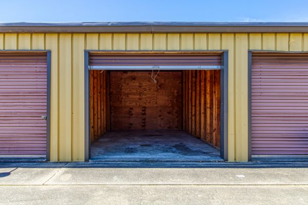 Selma Self Storage - 1112 Singleton Drive