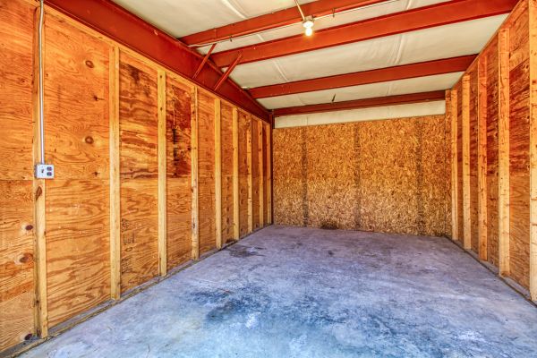 Selma Self Storage - 1112 Singleton Drive