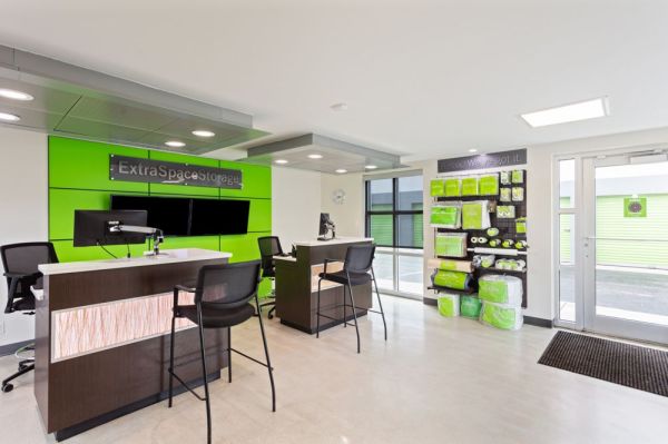 Extra Space Storage - 1066 - Miami - NW 12th St - 8900 Northwest 12th Street