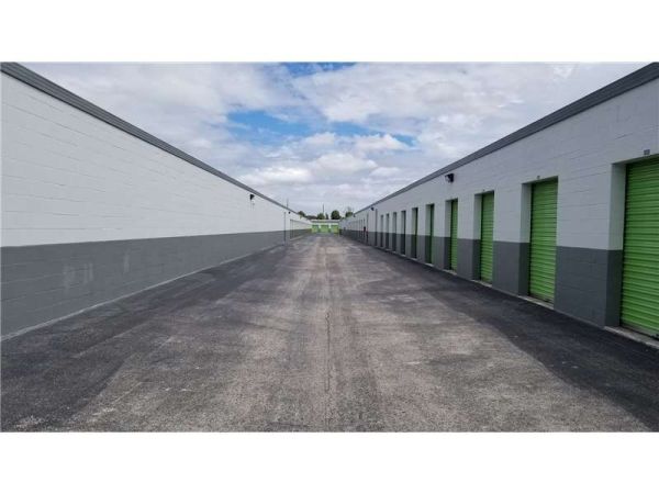 Extra Space Storage - 0633 - West Palm Beach - Okeechobee Blvd - 5580 Okeechobee Boulevard