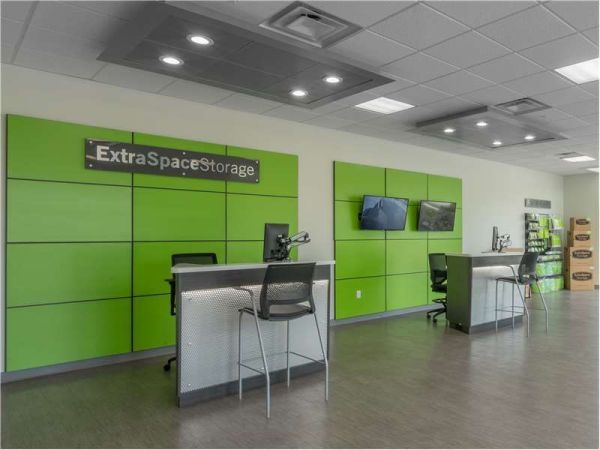 Extra Space Storage - 1648 - Lake Worth - Military Trail - 4960 South Military Trail