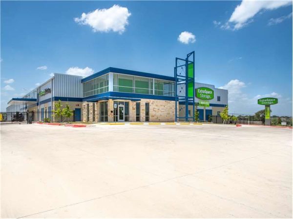Extra Space Storage - 8839 - San Antonio - Lone Star Parkway - 5611 Lone Star Parkway