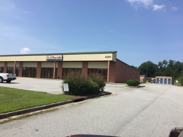Eagle Self Storage - Macon - 4295 Interstate Dr