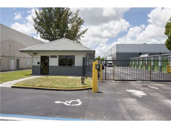 Extra Space Storage - 0208 - Miami - 20240 NW 2nd Ave - 20240 Northwest 2nd Avenue