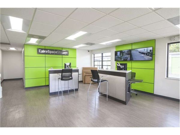 Extra Space Storage - 0208 - Miami - 20240 NW 2nd Ave - 20240 Northwest 2nd Avenue
