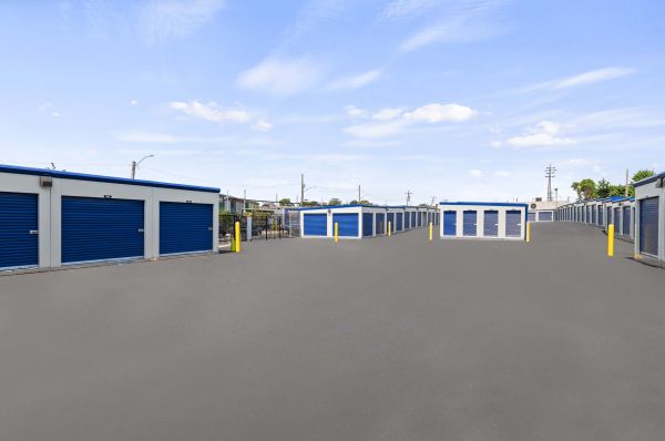 Prime Storage - Queens - 180th St - 109-09 180th Street