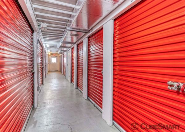 CubeSmart Self Storage - Hudson - 9406 Fulton Ave - 9406 Fulton Avenue
