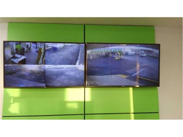 Extra Space Storage - 0772 - Miami - Ives Dairy Rd - 20625 Northeast 16th Avenue