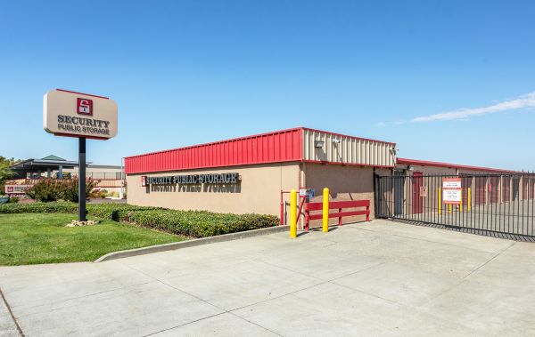 Security Public Storage - 606 Parker Rd