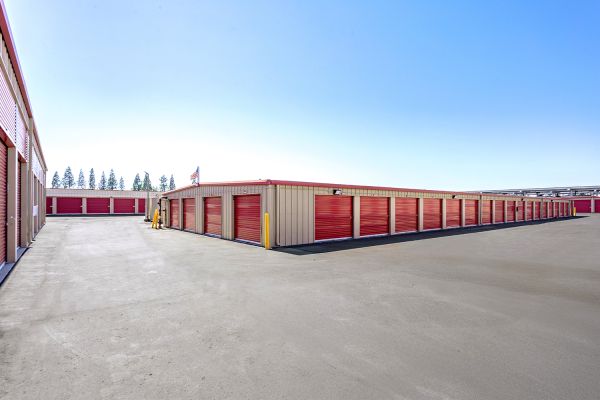 Security Public Storage - 606 Parker Rd