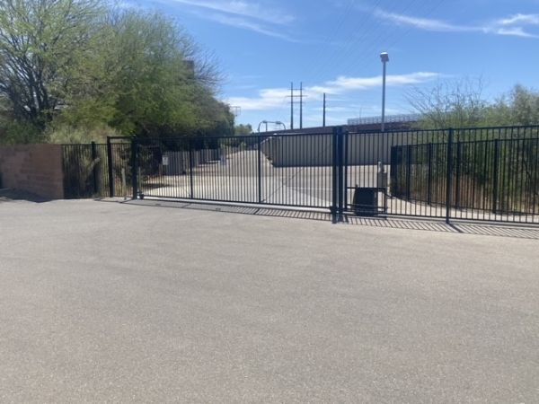 Ina Freedom Self Storage - 7293 North Camino De Oeste