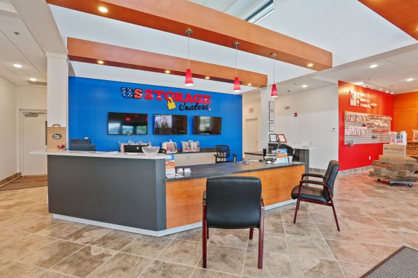 US Storage Centers - La Vergne - New Paul - 211 New Paul Road