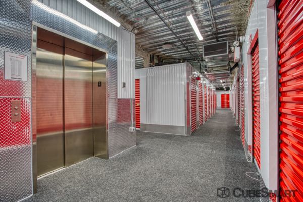 CubeSmart Self Storage - Bronx - 2880 Exterior St - 2880 Exterior Street