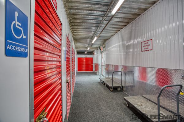 CubeSmart Self Storage - Bronx - 2880 Exterior St - 2880 Exterior Street