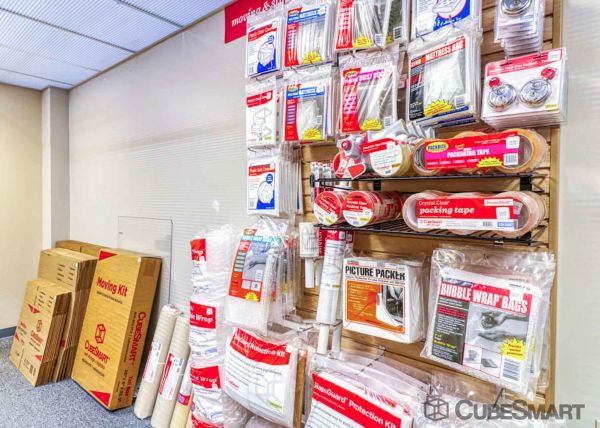 CubeSmart Self Storage - Solon - 6000 Cochran Rd - 6000 Cochran Road