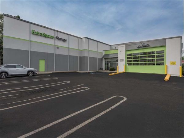 Extra Space Storage - 1038 - Glen Rock - Broad St - 500 South Broad Street