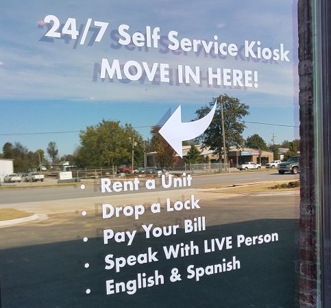 Uncle Tank's Self Storage - 885 West Henri De Tonti Boulevard
