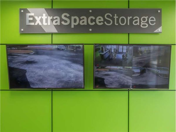 Extra Space Storage - 0243 - Boca Raton - NW 2nd Ave - 3090 Northwest 2nd Avenue
