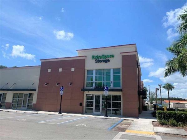 Extra Space Storage - 0278 - Miramar - S State Rd 7 - 3590 South State Road 7