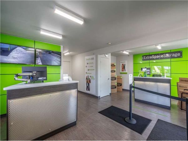 Extra Space Storage - 1342 - Lakewood - 80th St - 2602 South 80th Street