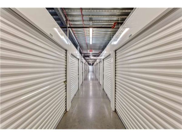 Extra Space Storage - 1402 - Bonita Springs - Murano Del Lago Loop - 8420 Murano Del Lago Drive