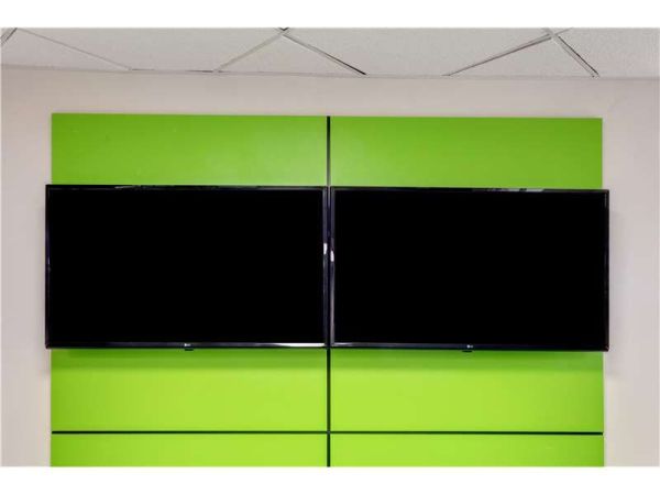 Extra Space Storage - 1402 - Bonita Springs - Murano Del Lago Loop - 8420 Murano Del Lago Drive