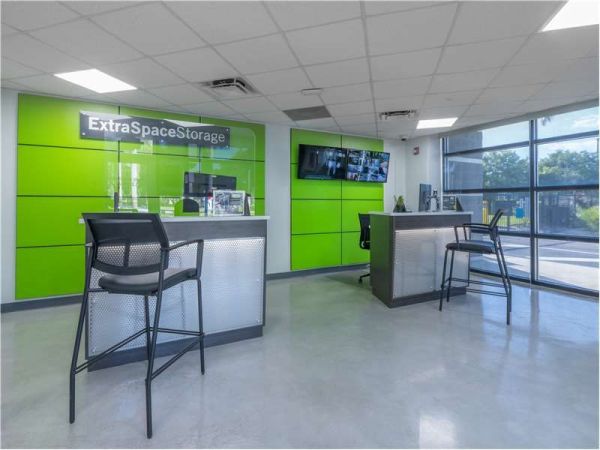 Extra Space Storage - 1424 - Miami - SW 147th Ave - 11851 Southwest 147th Avenue