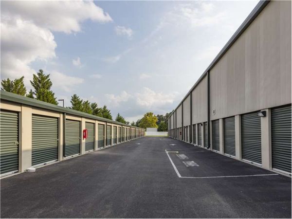 Extra Space Storage - 8359 - Glen Allen - Washington Hwy - 10225 Washington Highway
