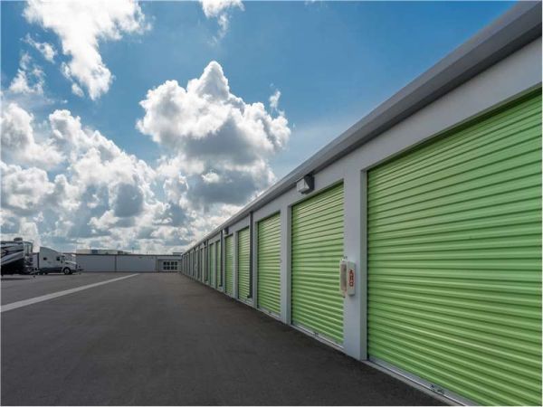 Extra Space Storage - 1869 - Bradenton - 60th Street - 5225 Caruso Road