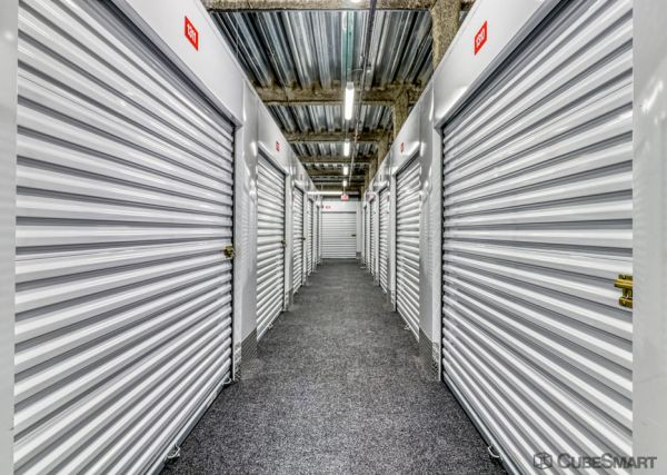CubeSmart Self Storage - Ashburn - 45000 Russell Branch Pkwy - 45000 Russell Branch Parkway