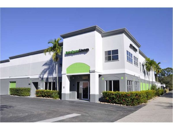 Extra Space Storage - 8542 - Sarasota - 3265 University Pkwy - 3265 University Parkway