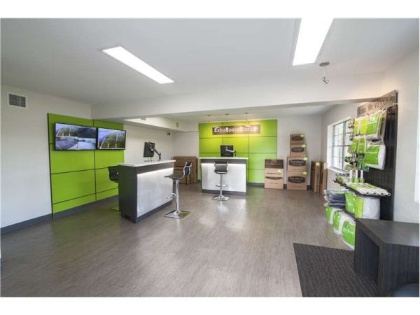 Extra Space Storage - 1682 - Davie - State Road 7 - 3401 South State Road 7