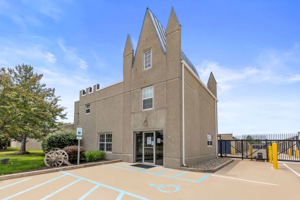 Prime Storage - Fishers - 12650 Ford Drive