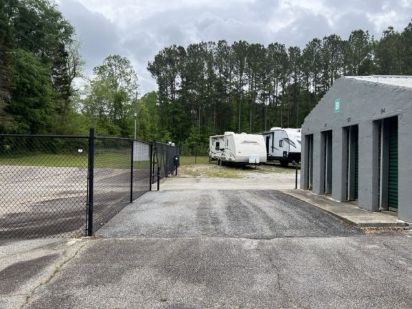 Ms. Lillian's Self Storage - Newnan - 1210 Georgia 16