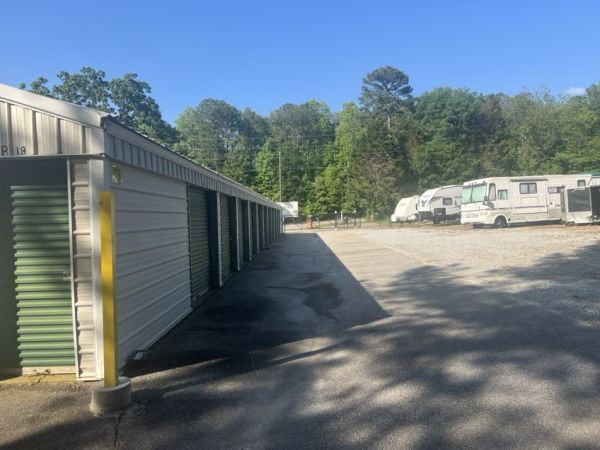 Ms. Lillian's Self Storage - Newnan - 1210 Georgia 16