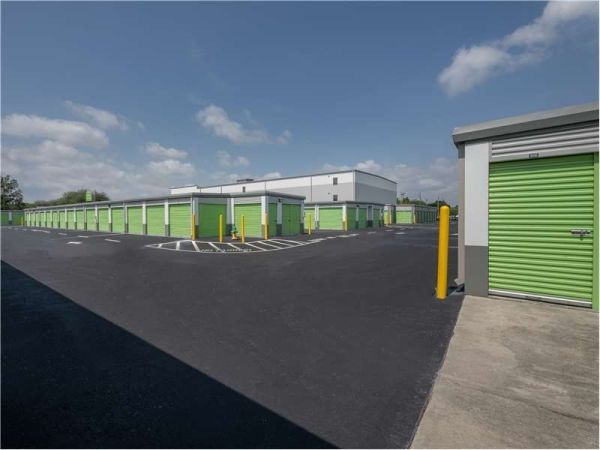 Extra Space Storage - 1631 - Orlando - Hoffner Ave - 5753 Hoffner Avenue