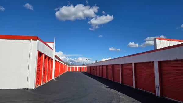 Sentry Storage - Greenback - 9344 Greenback Ln