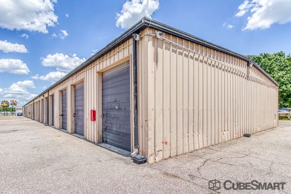 CubeSmart Self Storage - Lakeland - 3345 E Memorial Blvd - 3345 US-92 E