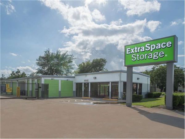 Extra Space Storage - 1838 - Houston - Fuqua St - 10617 Fuqua Street