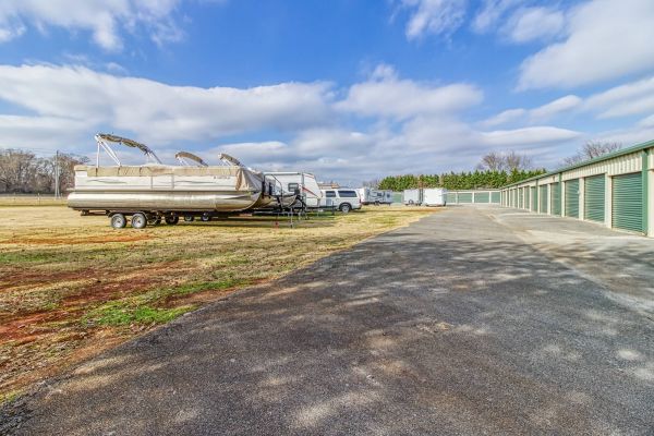 Storage Sense - Mt. Carmel - 753 Homer Nance Road