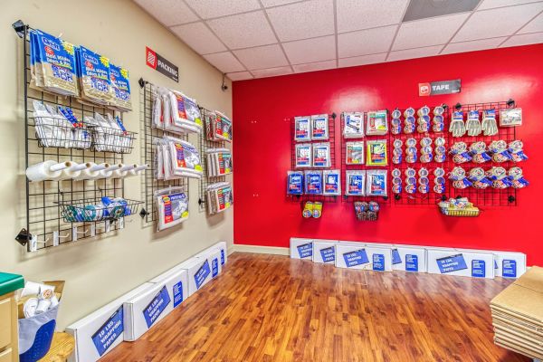 Storage Sense - Huntsville - Winchester - 1542 Winchester Road Northeast