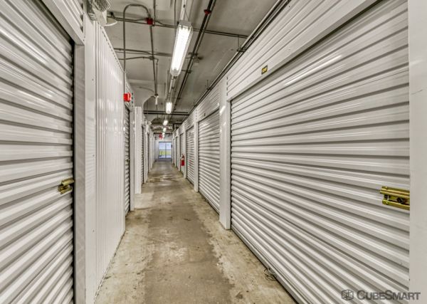 CubeSmart Self Storage - Cincinnati - 814 Dellway St - 814 Dellway Street