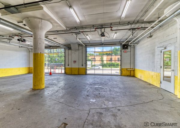 CubeSmart Self Storage - Cincinnati - 814 Dellway St - 814 Dellway Street