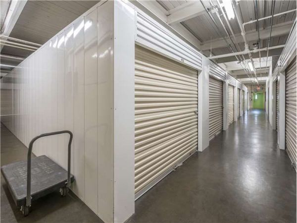 Extra Space Storage - 1743 - Greenville - Laurens Rd - 1201 Laurens Road