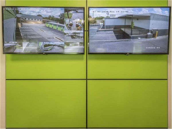 Extra Space Storage - 1743 - Greenville - Laurens Rd - 1201 Laurens Road