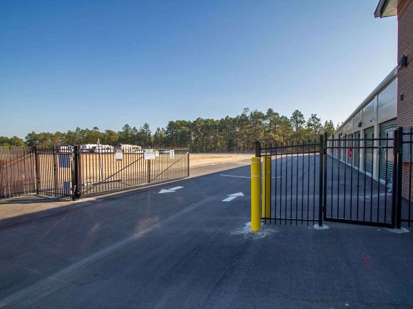 Pinnacle Storage of West End - 6500 North Carolina 211