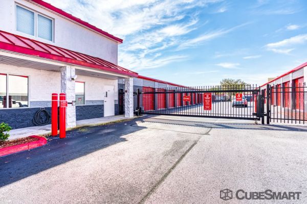 CubeSmart Self Storage - Fort Myers - 13750 Plantation Rd - 13750 Plantation Road