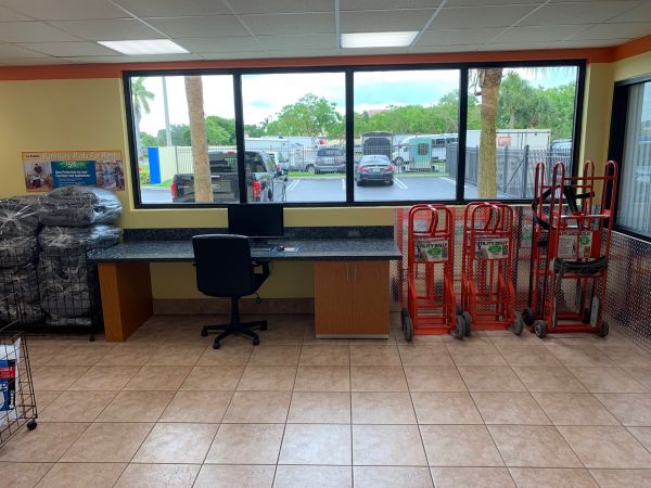 Value Store It - North Lauderdale - 8500 West Mcnab Road