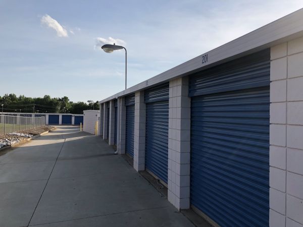 Haywood Congaree Self Storage - 638 Congaree Road