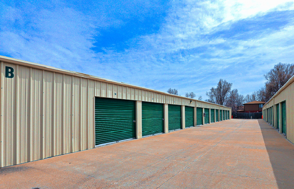 Longmont Storage - 820 Lashley St - 820 Lashley St